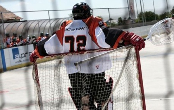 Tricksters a box lakros? Tricksters a box lakros?